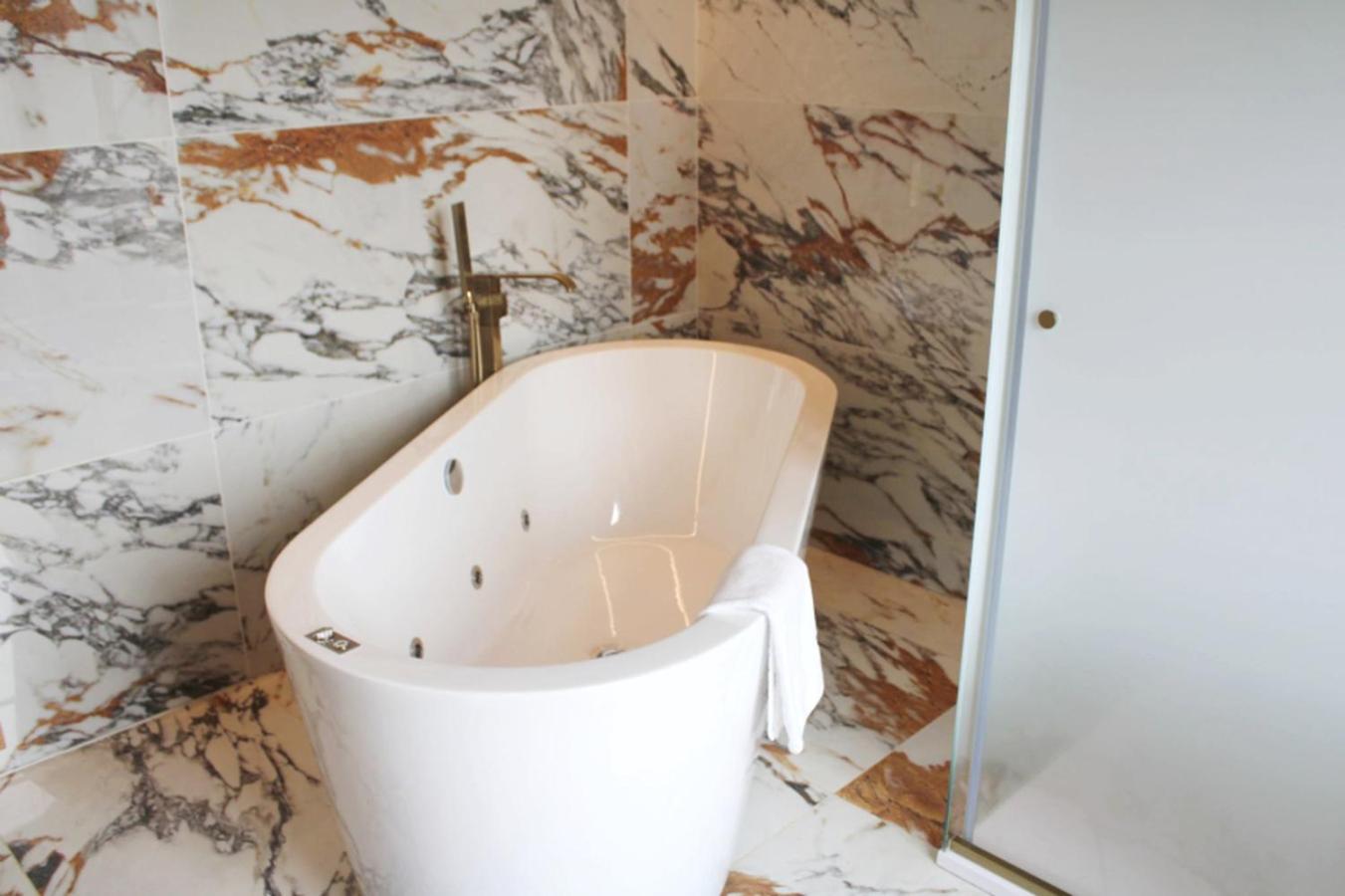 Hospedium Hotel Barometro De Camariñas Εξωτερικό φωτογραφία